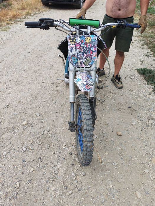 Se Vinde Cross 200cc 4t