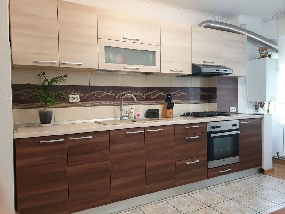 Închiriez apartament 2 camere