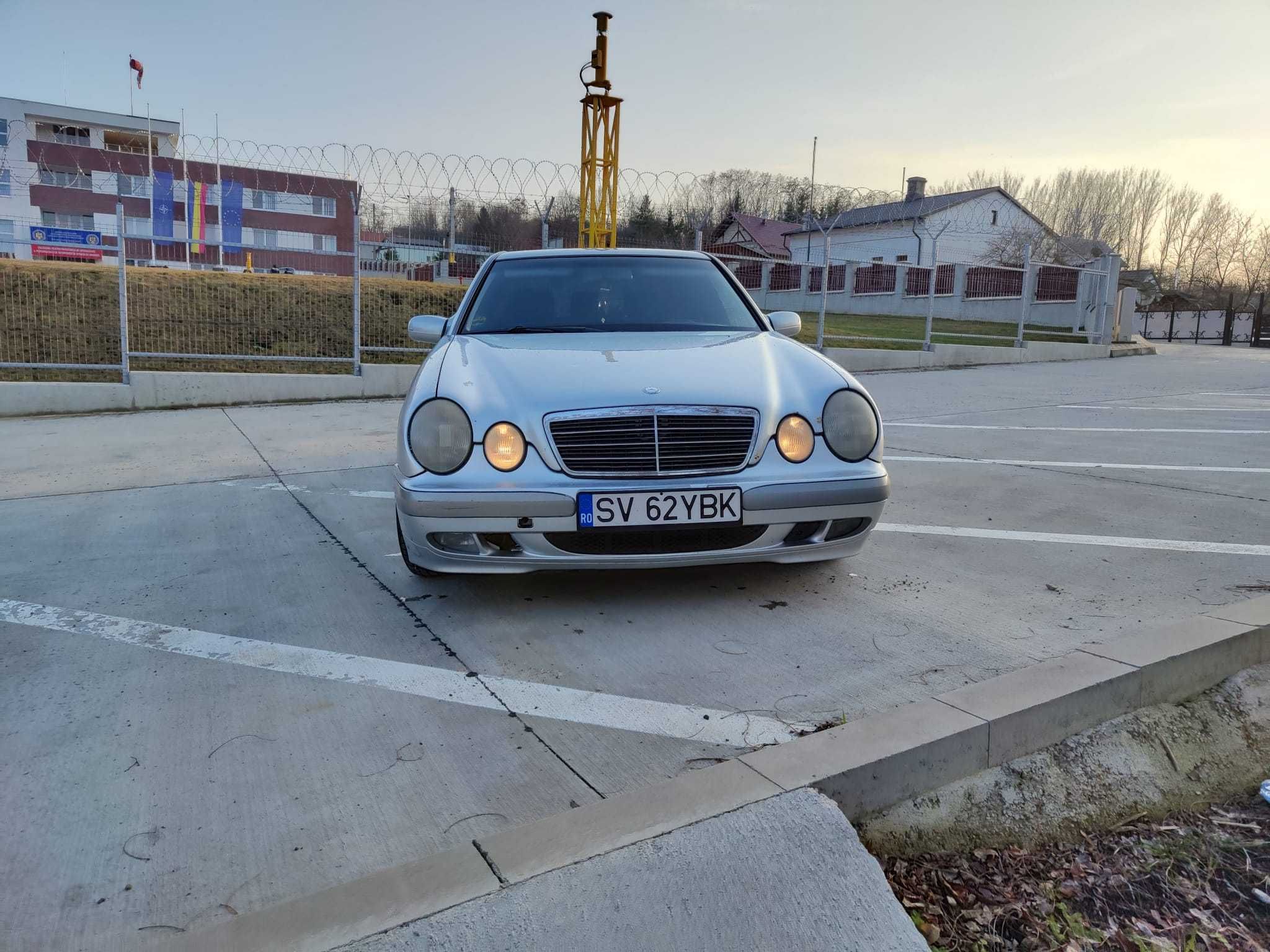 Mercedes e220d /