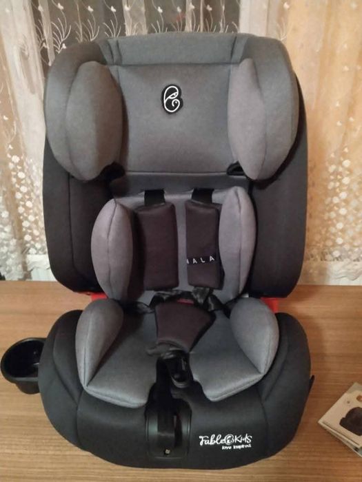 Scaun auto de copii cu isofix nou