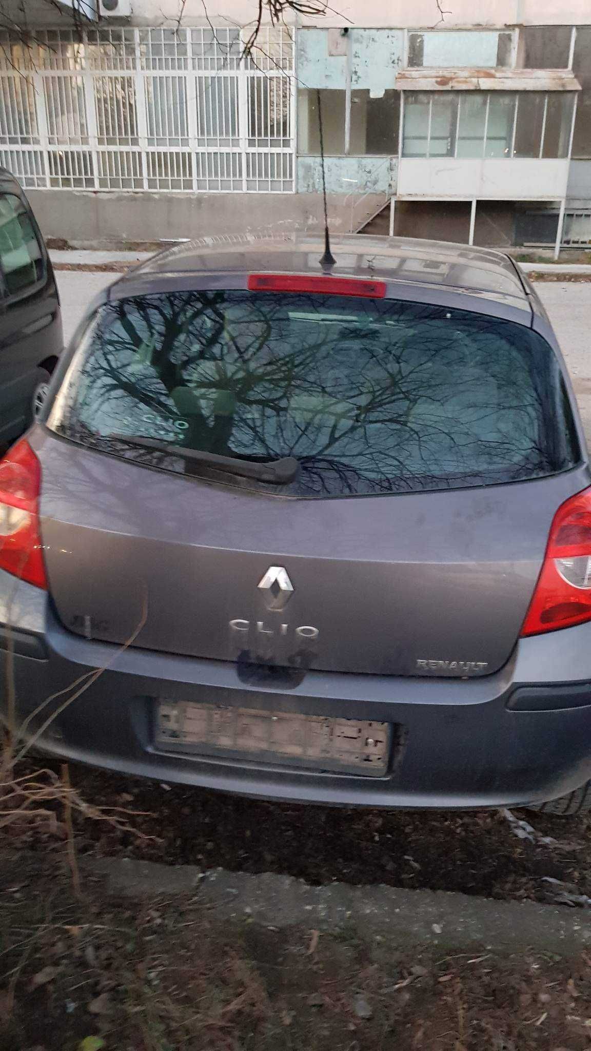 Renaut clio на части