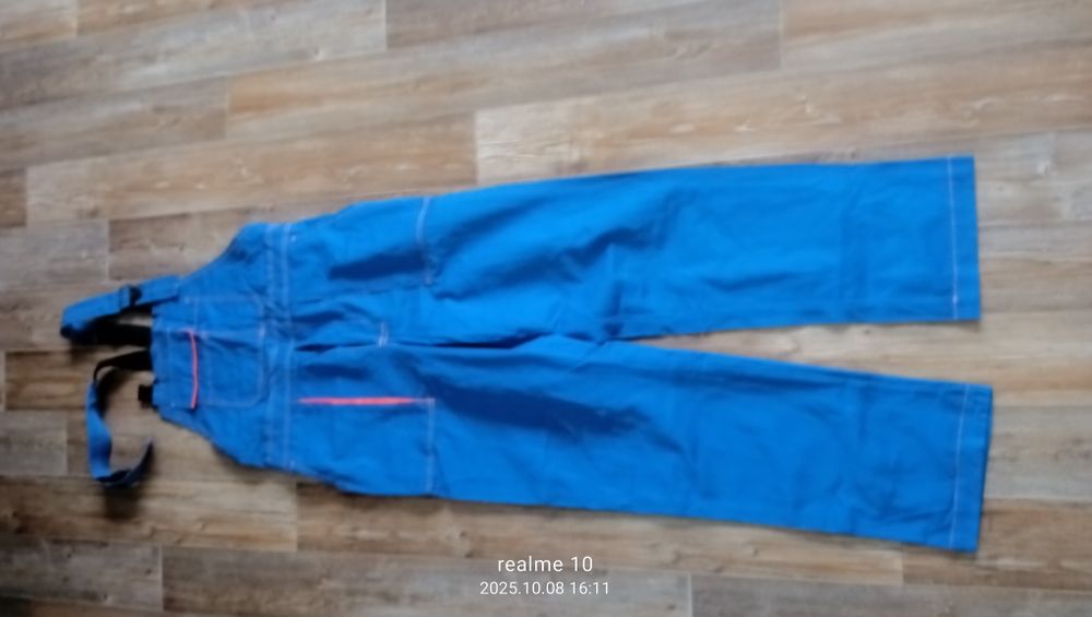 Продам. спецовку