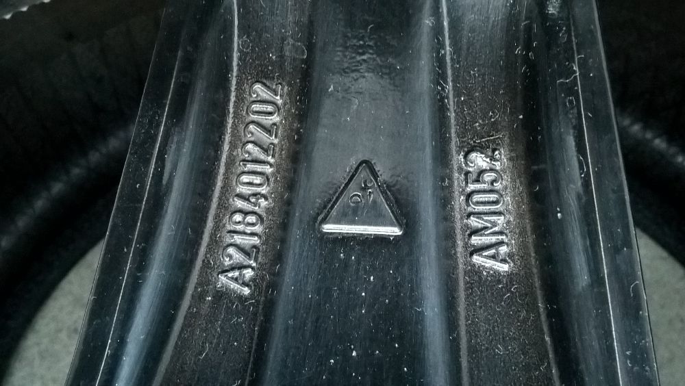 O janta spate 19 toli originala mercedes CLS amg A 2184012202