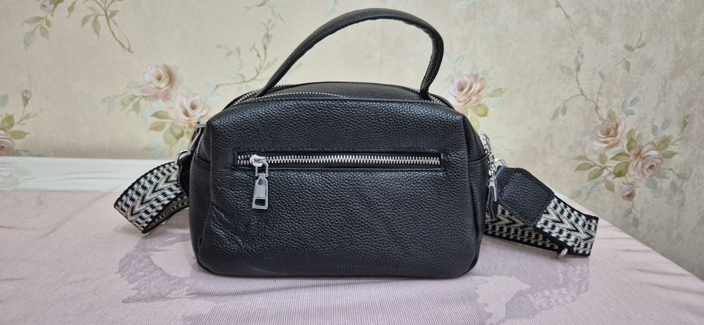 Geanta din piele naturala