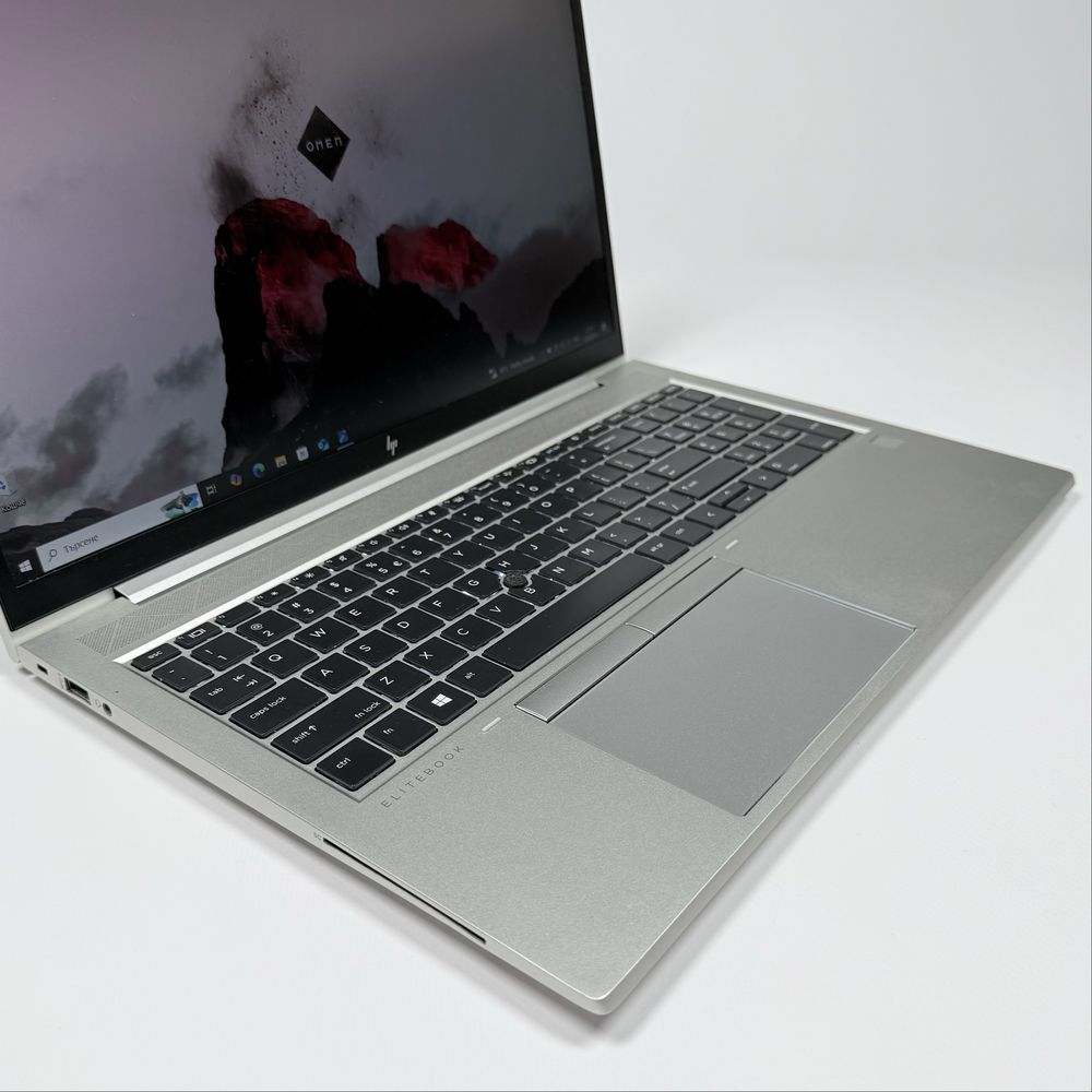 HP EliteBook 855 G8/15,6” IPS/Ryzen 5 Pro 5650U 16MB/16GB RAM