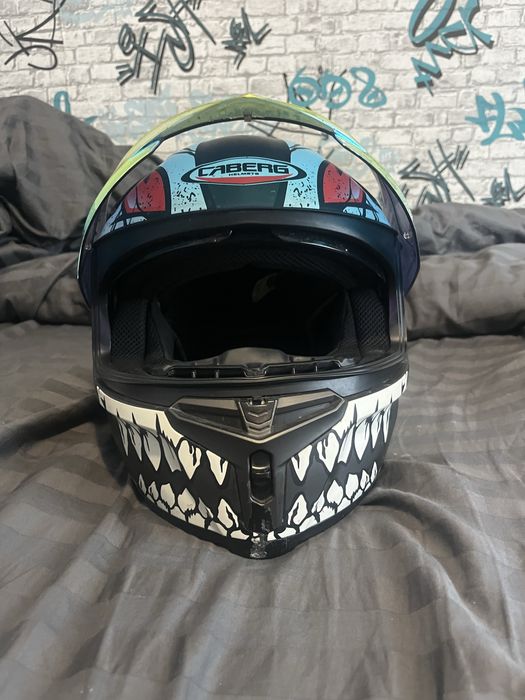 Каска Caberg Helmets