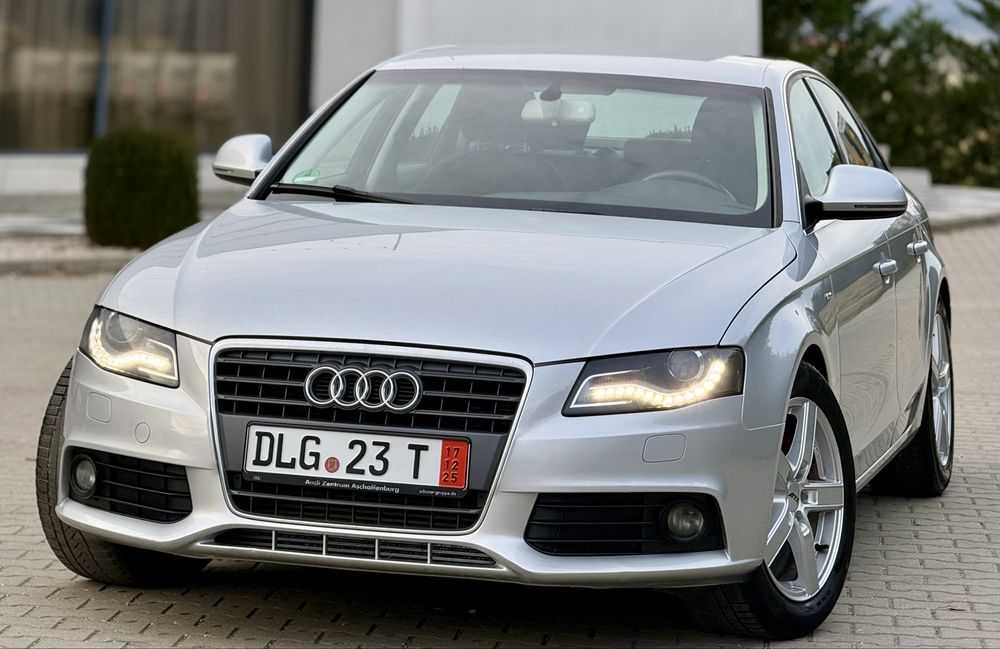 Audi A4 B8 ,1.8 TFSI /160cp/Berlina/Ledurii/Navi/Jante R17 /TOP