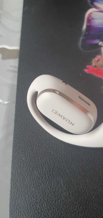 Безжична слушалкa HUAWEI FreeArc,сива само една!