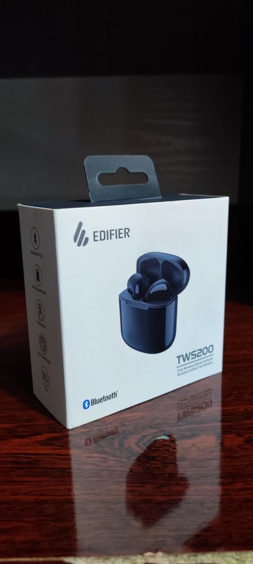 Беспроводные наушники Edifier TWS 200