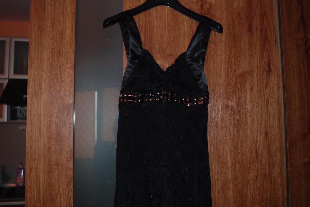 дамска черна рокля