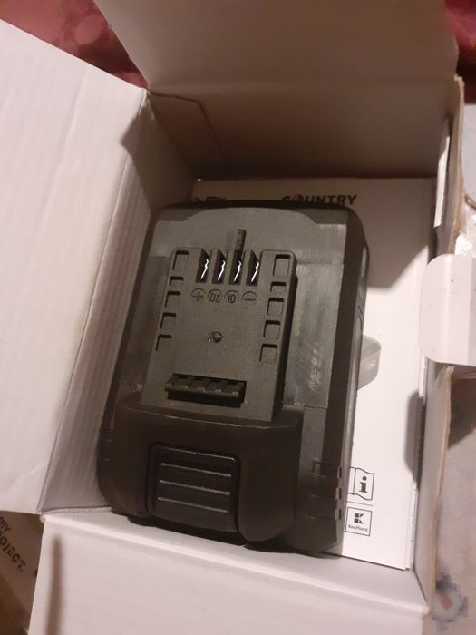 My project,acumulator,baterie 20 V/2 Ah si incarcator,pt scule My pro