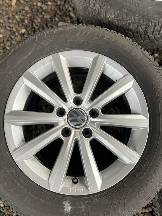 Jante VW Passat B8 R16 cu anvelope de iarna 215/60/R16