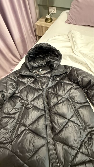 Продам курку женскую Италия