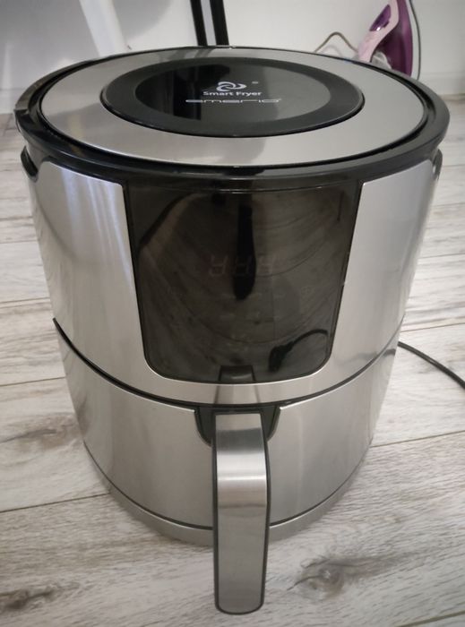 Уред с горещ въздух за грил ,картофи и т.н.