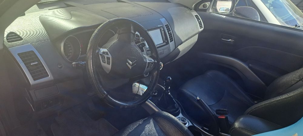 Vând auto Citroen CCrosser