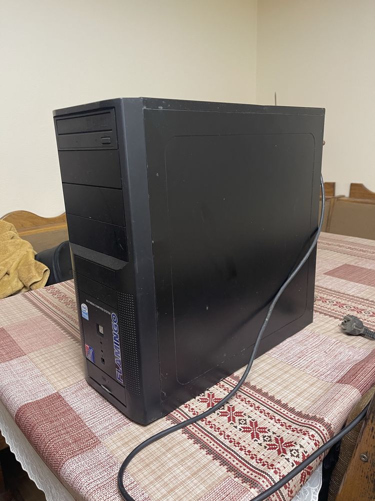 De vanzare monitor si unitate centrala de calculator carcasa pc