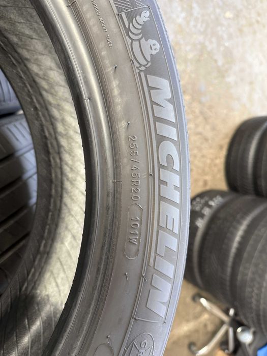 4x Anvelope Vara 255/45 R20 - Michelin  Latitude Sport 3 AO