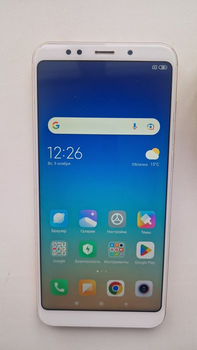 Смартфон Xiaomi Redmi 5 plus