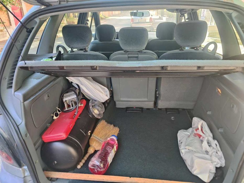 Renault Megane Scenic 1.6 с Газ