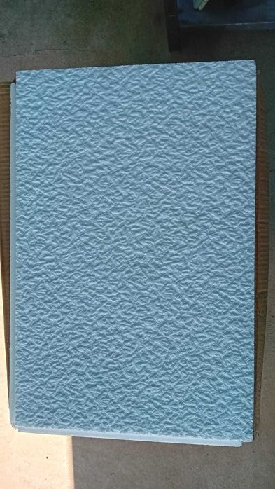 Panele tavan cu model  circa 90 metri patrati