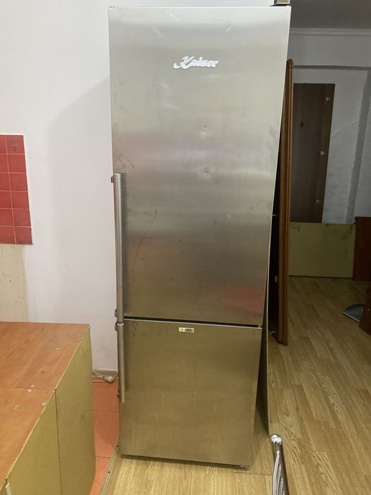 Холодильник Kaizer