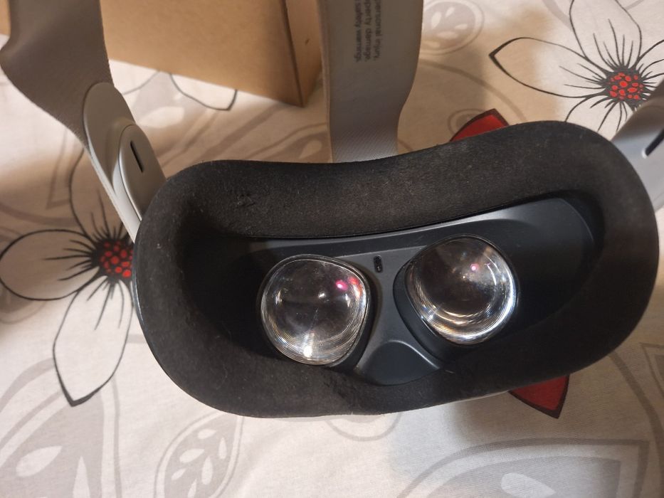 Meta quest 2,256 gb,stare impecabila,merge ca în prima zi