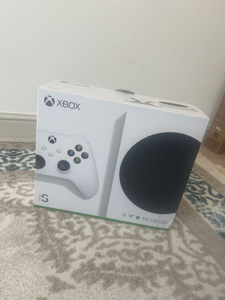 Xbox series S и монитор
