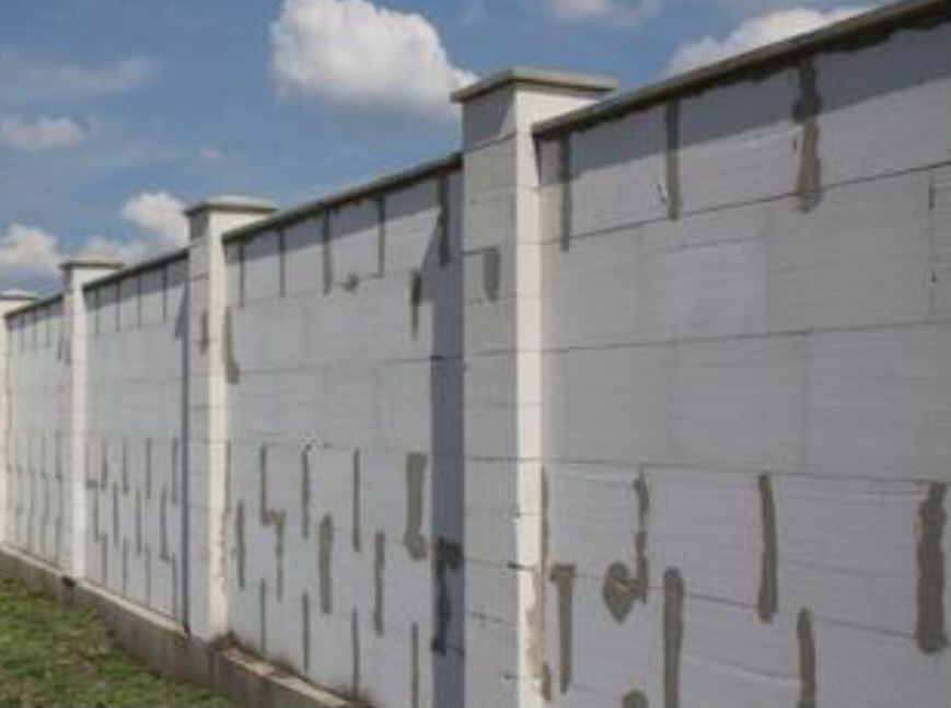 Строю меж комнатные перегородки