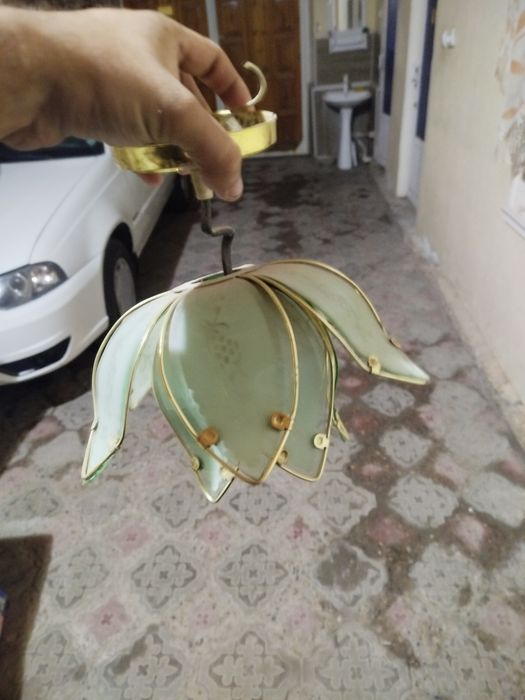 Lustira sotiladi 50.ming