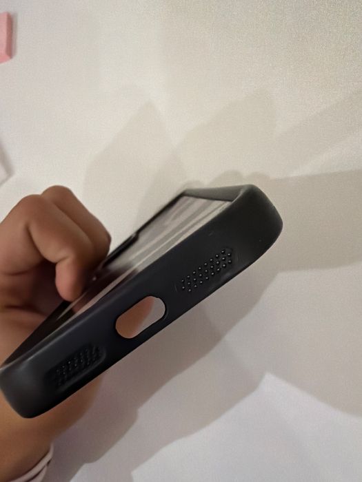 Калъф за iphone 11 чисто нов!