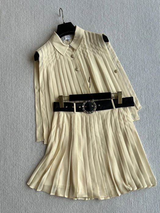 Комплекти Chanel, Dior