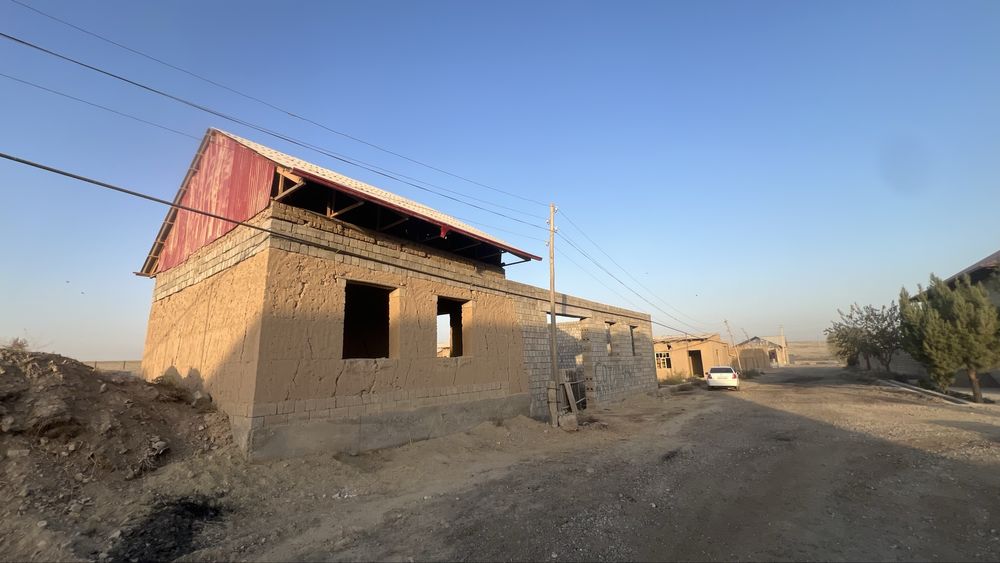 Uy xovli sotiladi yoki obmen