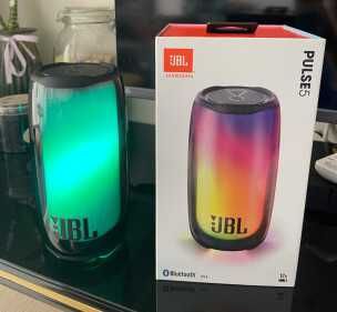 Boxa portabila JBL pulsE5 cu lumini sigilată