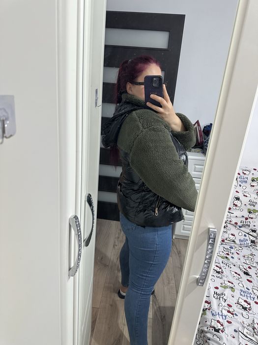 Blugi de dama in stare foarte buna