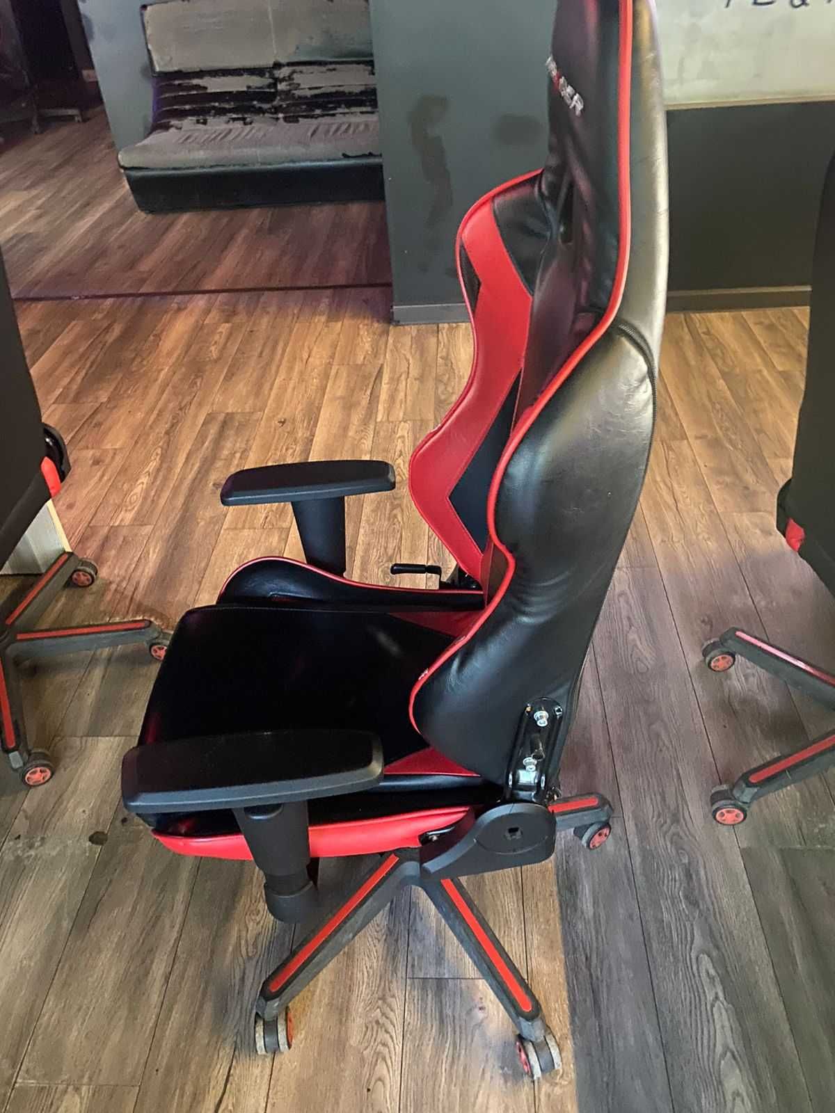 Кресло Dxracer буу