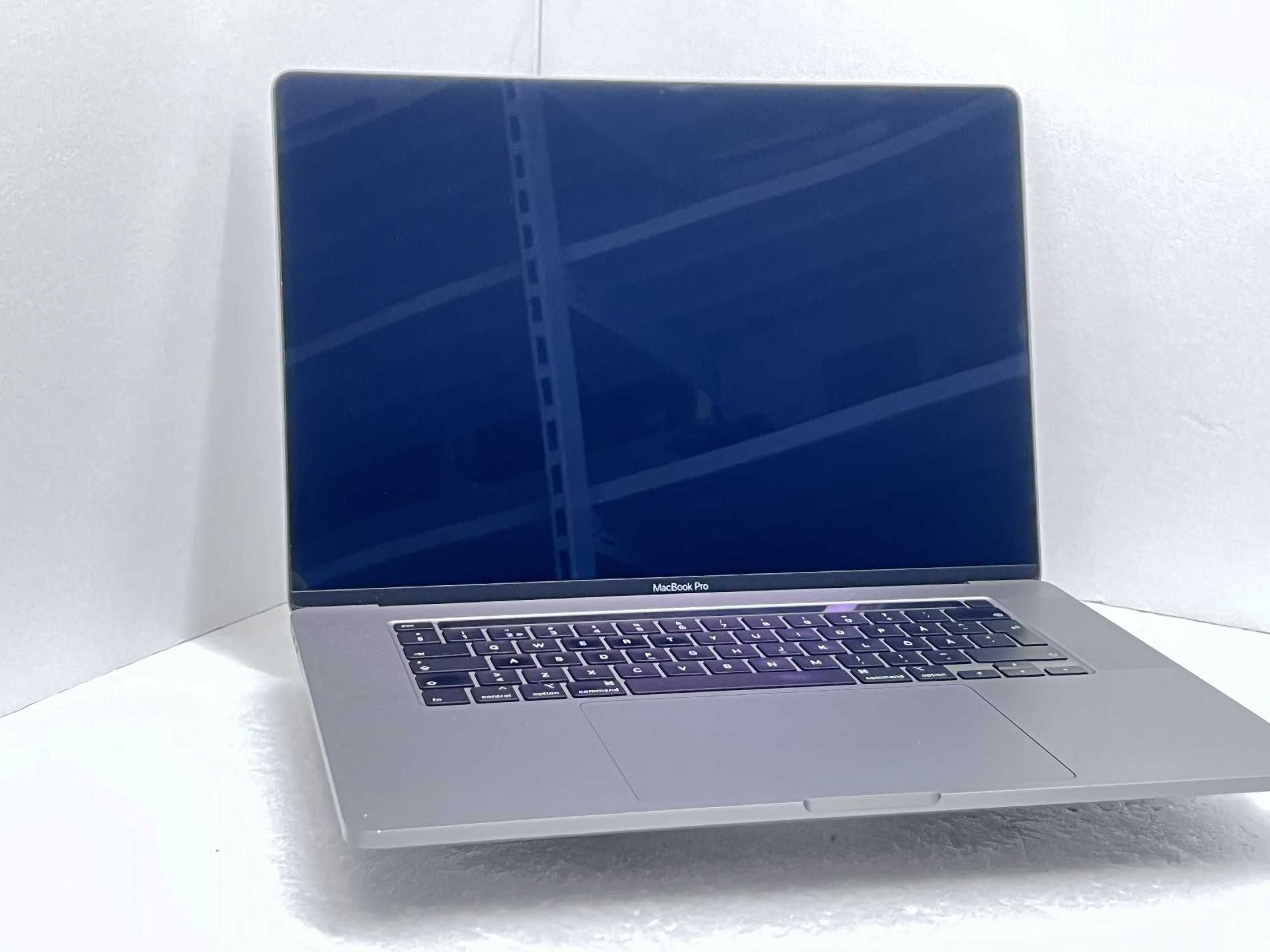 Apple MacBookPro16.1 16" i9-9880H 32GB 1000GB /->Отлично състояние