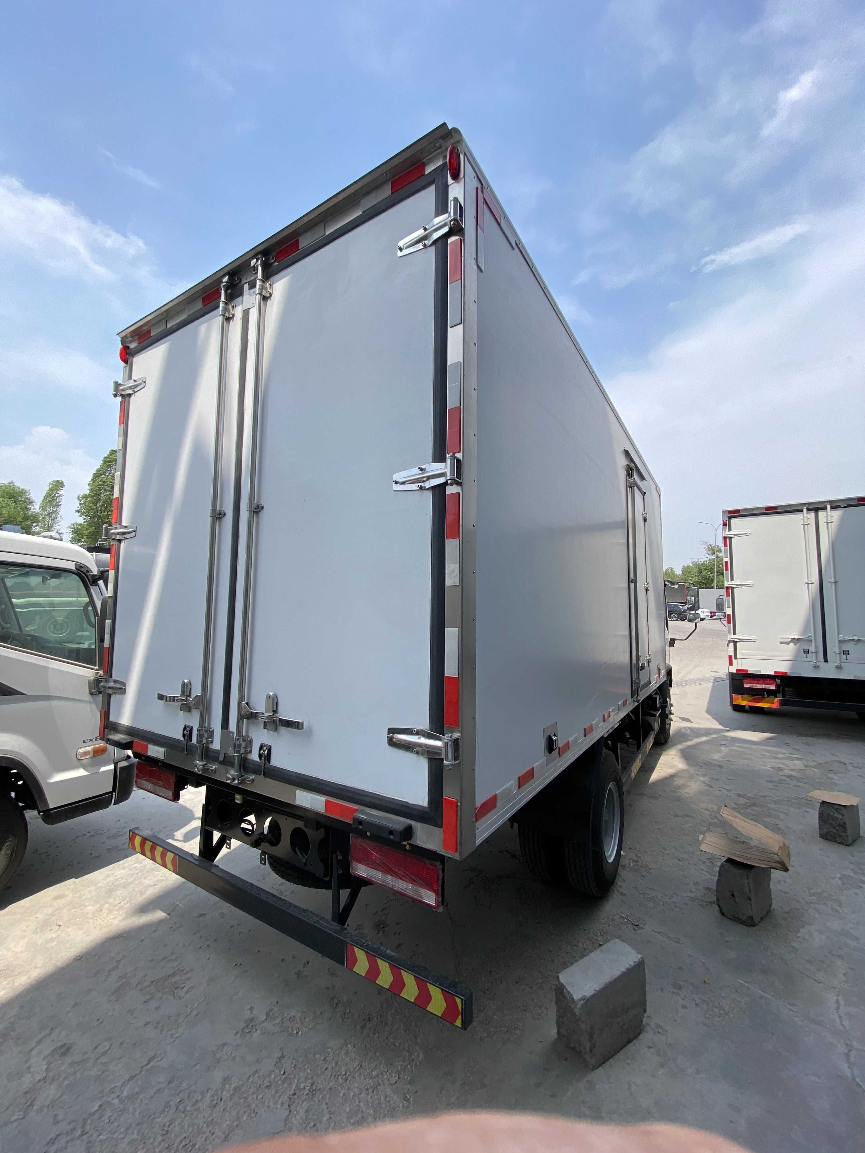 В наличии!!! FAW Автофургон Рефрижератор  4x2, 21м³, -20⁰С