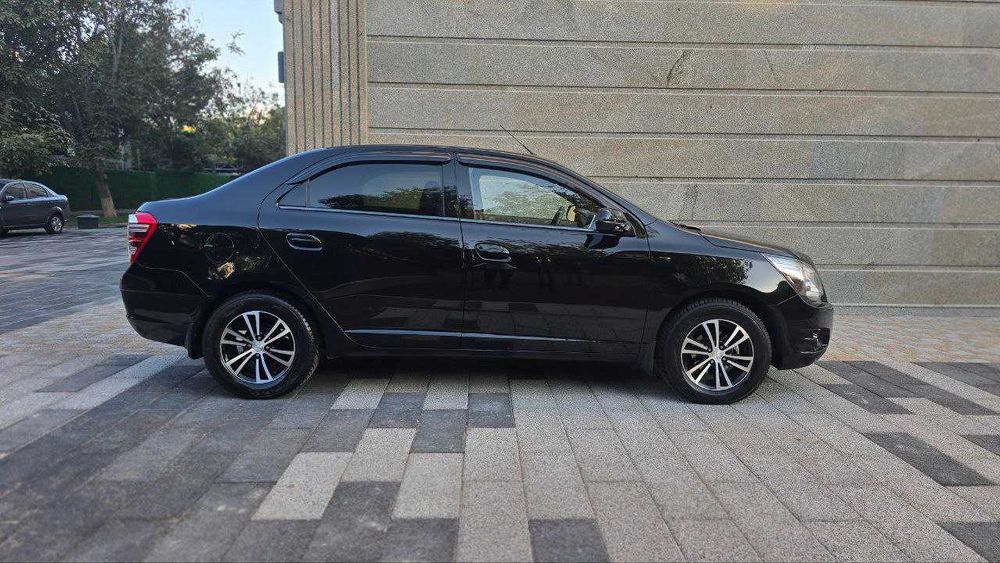 Автомобиль Cobalt 14 050 $ обговорено