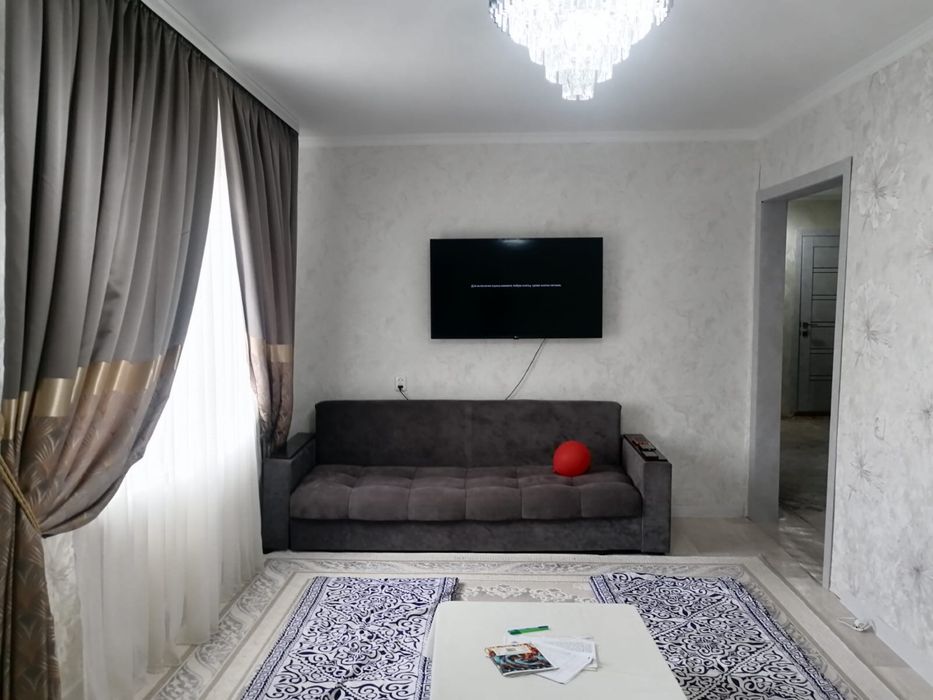 Продам улучшенную 3-комнатную квартиру по улице Корчагина 127