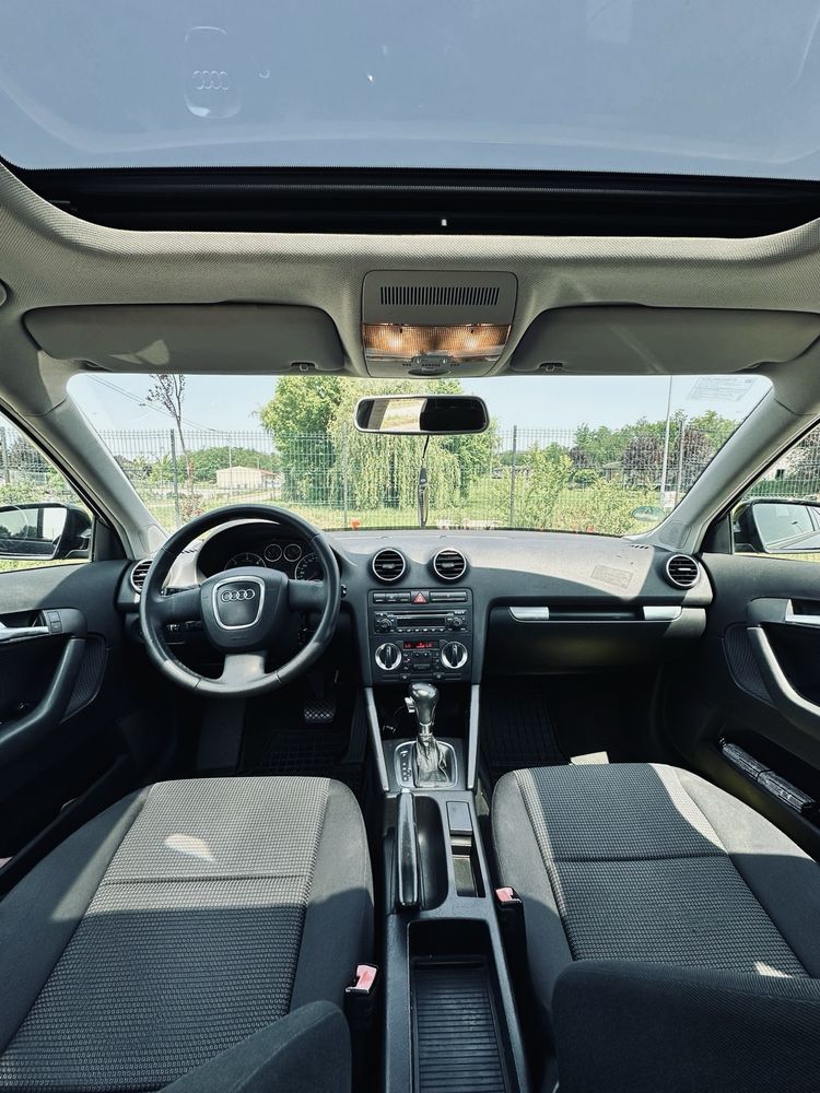 Vand Audi A3 negru