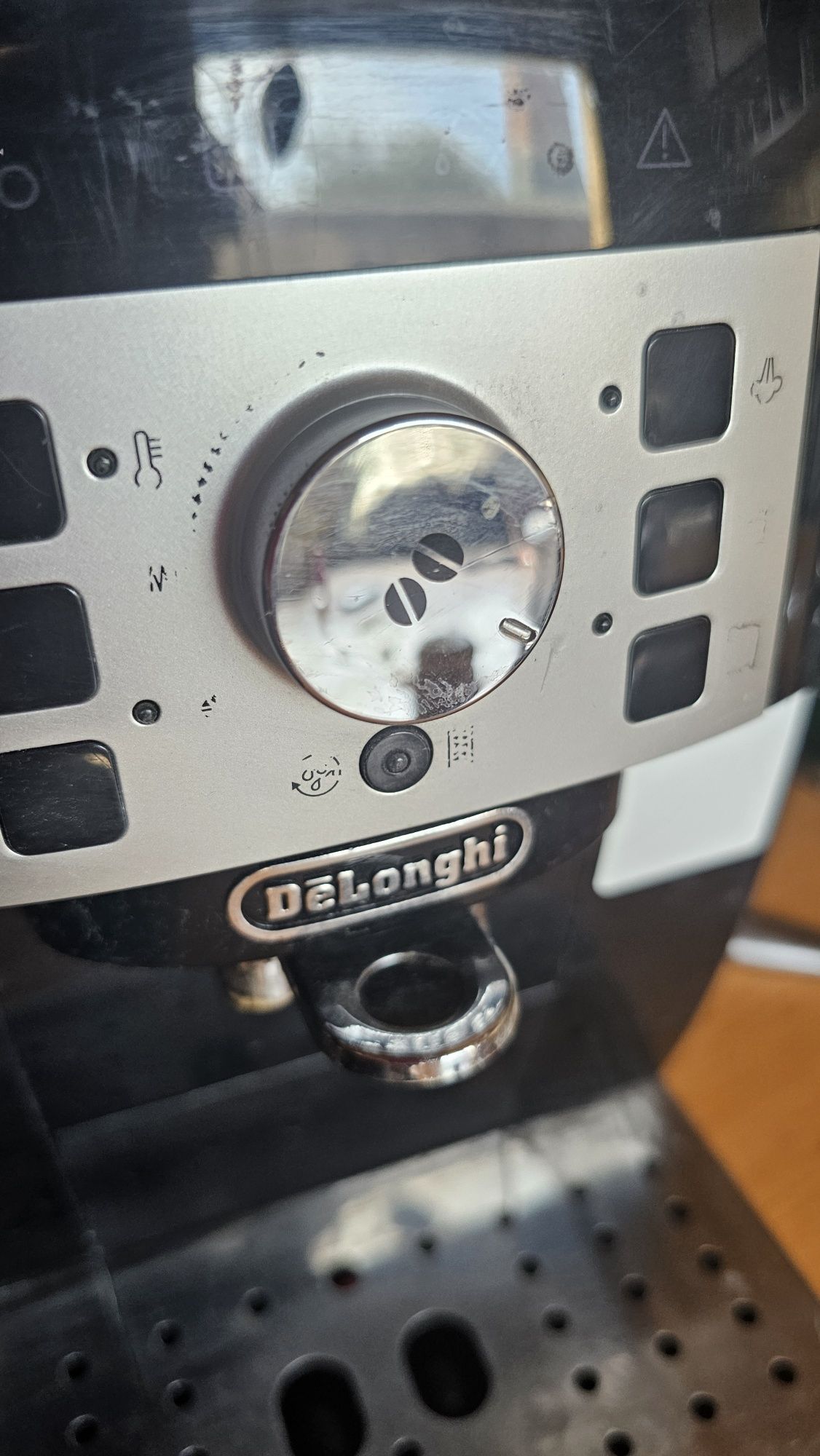 Кафеавтомат Delonghi