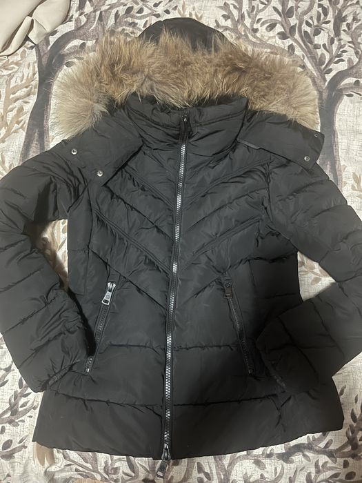Дамско зимно яке с качулка , размер С