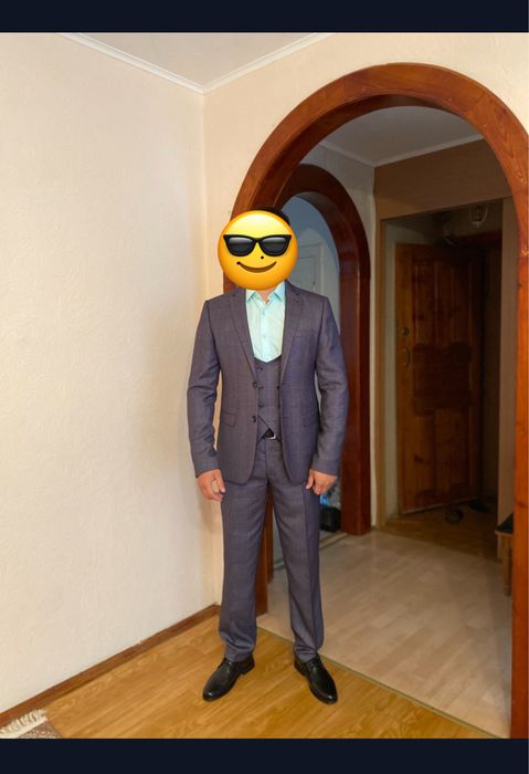 Продам костюм !