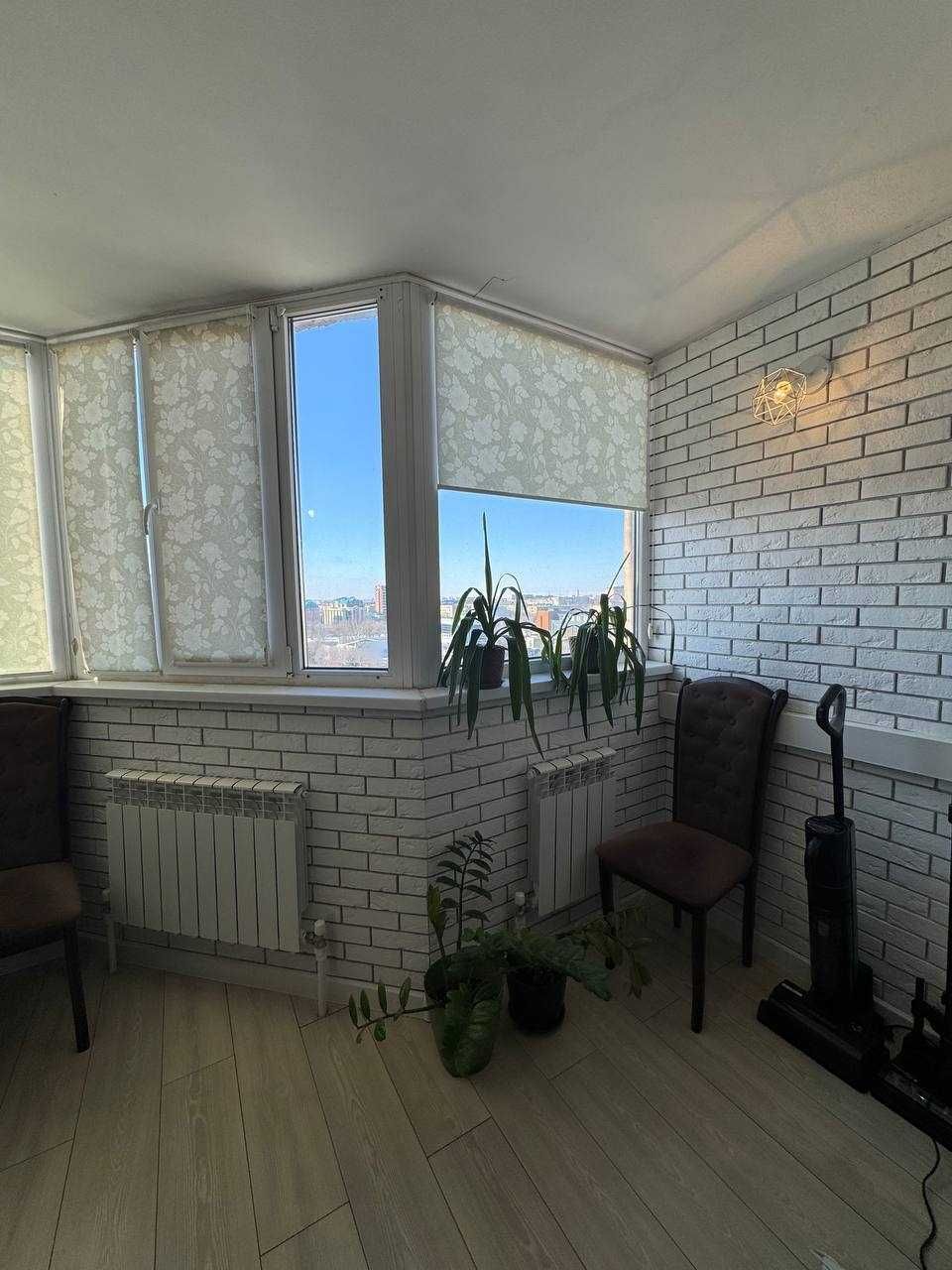 Продам 3 к.кв. ву районе Центрального Стадиона