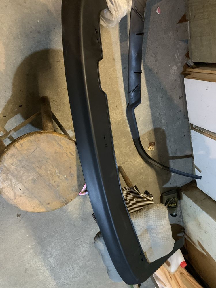 Задна добавка за броня тип vr6 ( vw) , нова