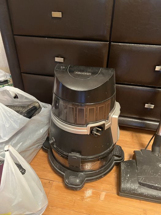 Пылесос моющий . Робоклин