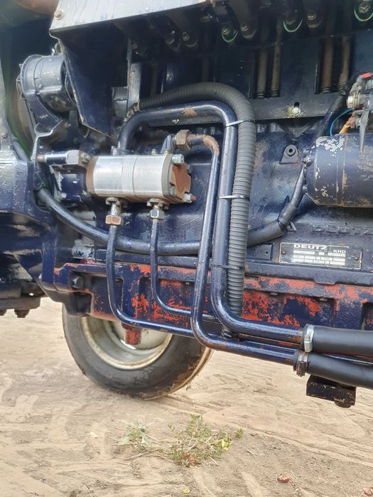 tractor Deutz DX 85