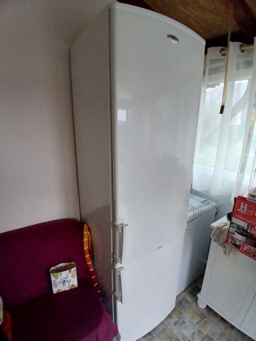 Vând combina frigorifica