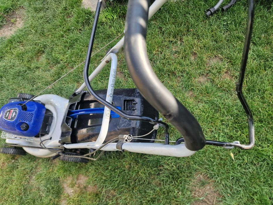 Masina de tuns iarba sau gazon motor Briggs 3cp CU Cos si tractiune