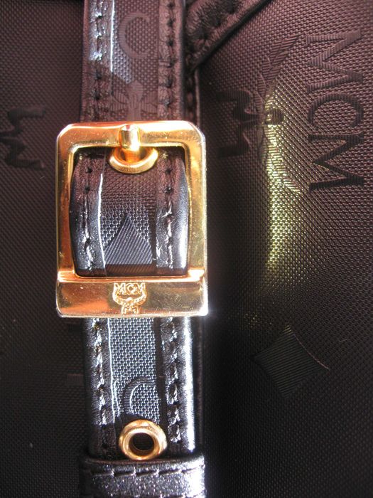 MCM handmade design by Michael Cromer оригинална дамска мини чанта